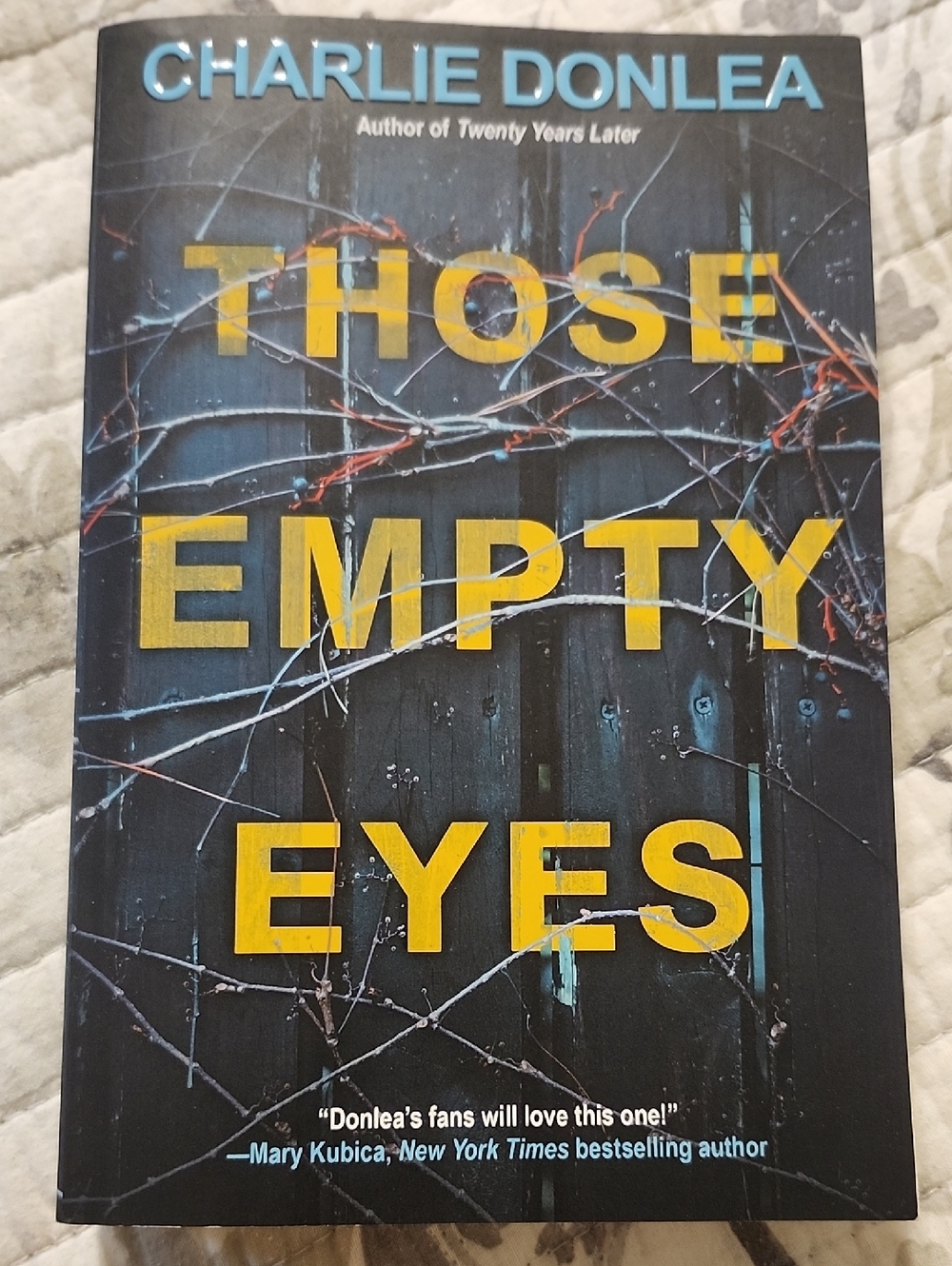 'Those Empty Eyes' - Charlie Donlea Suspense Paperback